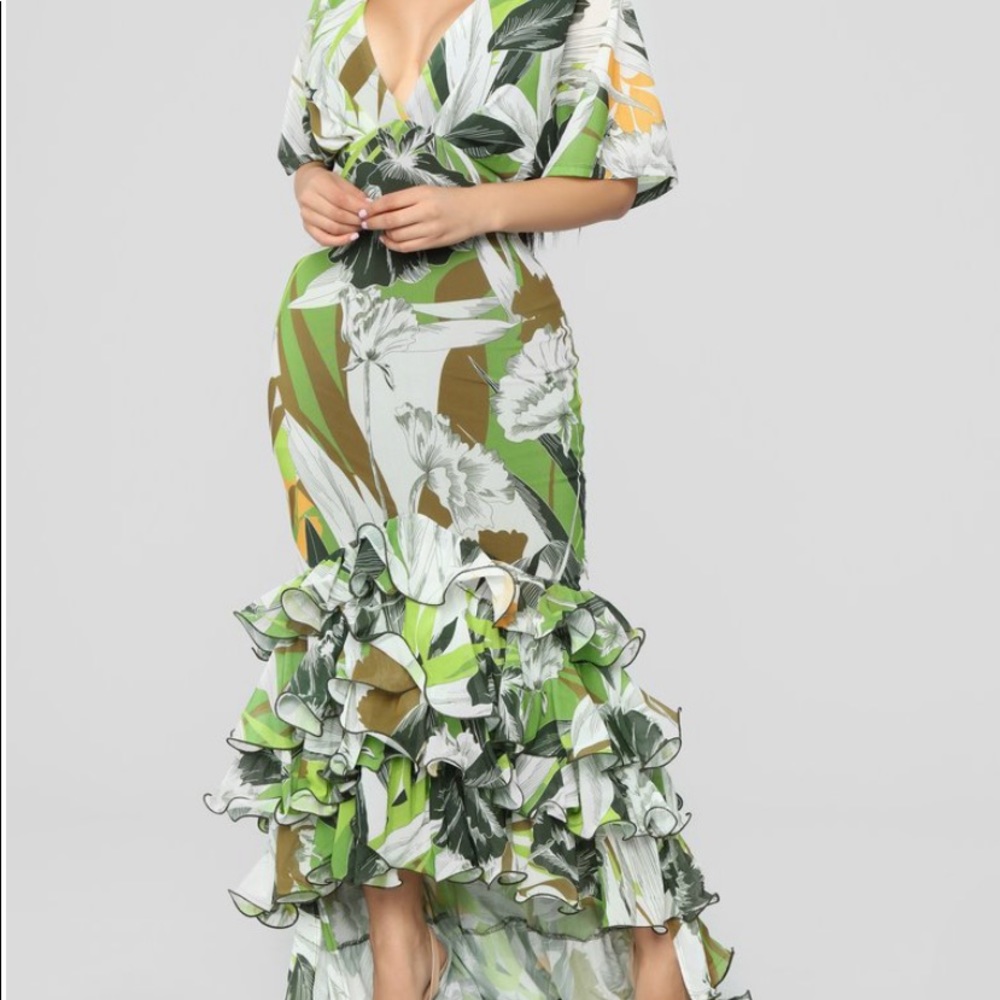 Maxi tropical dress